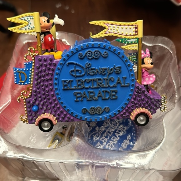 Hallmark Keepsake Ornament Disney’s Electrical Parade 2023 Mickey Minnie Mouse - Picture 3 of 3